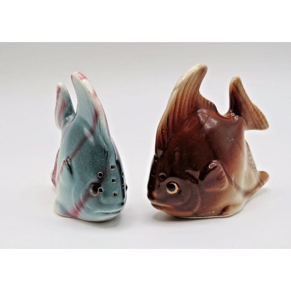 Vintage MCM Japan Ceramic Angel Fish Salt & Pepper Shakers 1 Brown 1 Blue